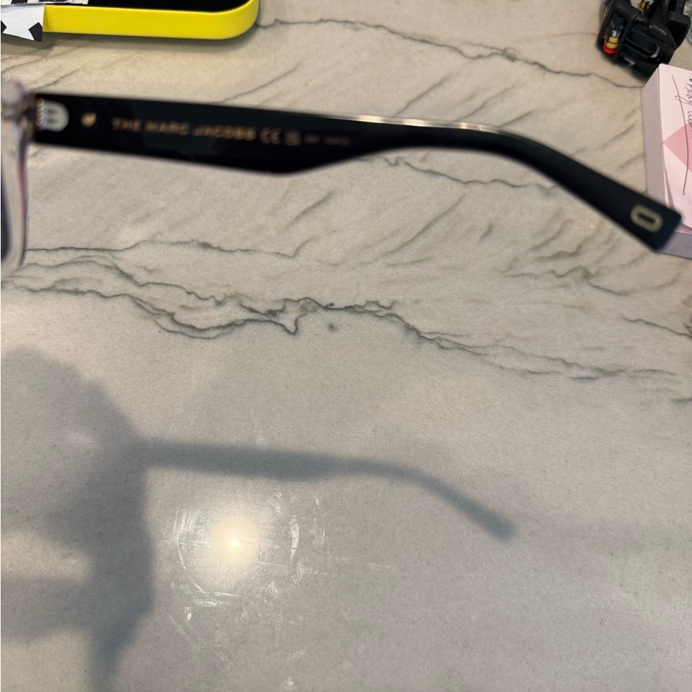 Marc Jacobs Sunglasses Clear & Black Square Frame Marc
Icon 096/S OMNG 90 - Picture 7 of 16